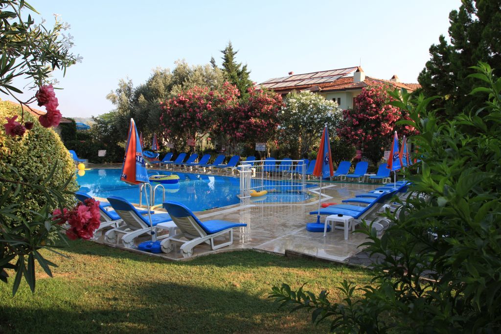 Gorkem Hotel & Apartments Oludeniz Bagian luar foto
