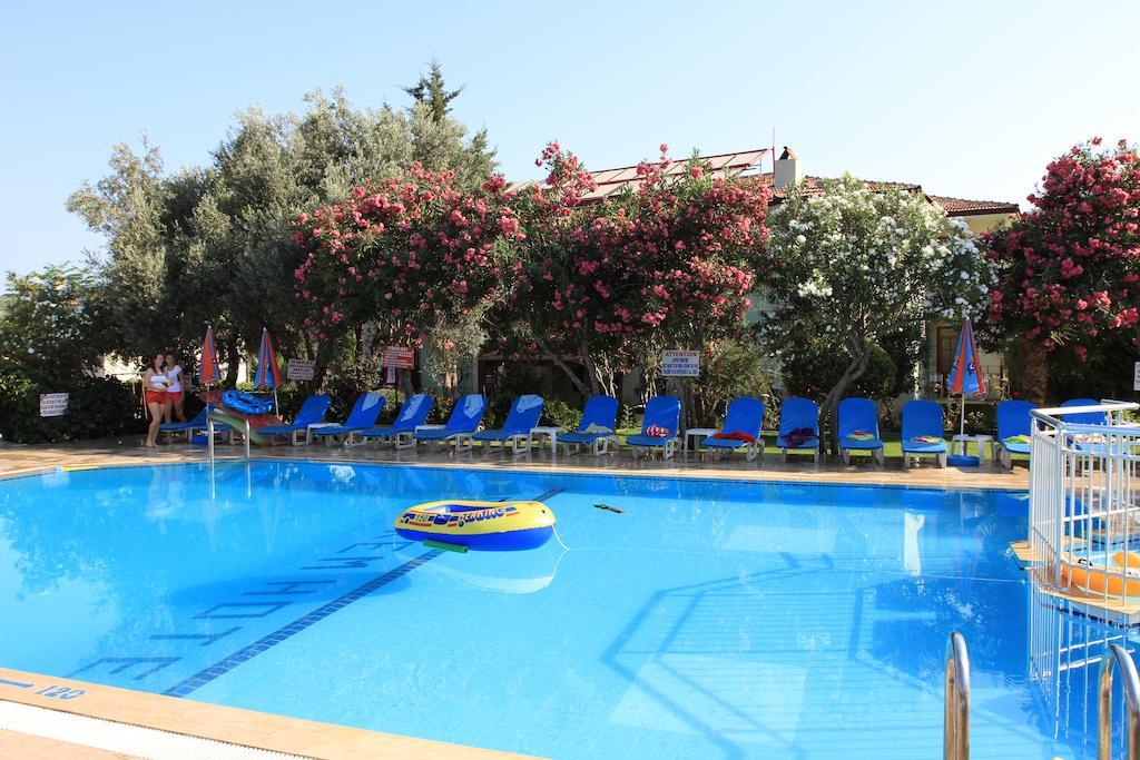 Gorkem Hotel & Apartments Oludeniz Bagian luar foto